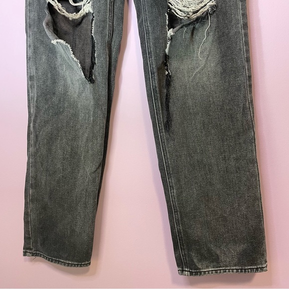 PacSun 90s Boyfriend Black Distressed Denim Straight Leg Jean Pants Size 28 - Picture 11 of 13